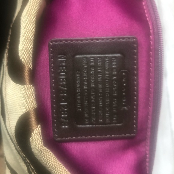 COACH Carley Hobo Bag - Picture 7 of 9